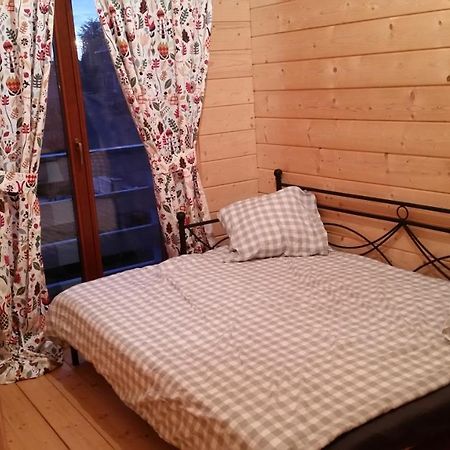 Bed and Breakfast Au chalet Maubray Exterior foto